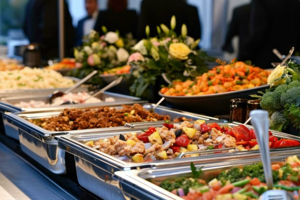 How a Halal Buffet in Klang Valley Makes Event Planning Easier